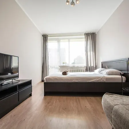 Apartment Nezavisimosti 72