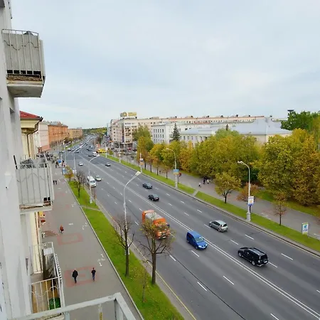 Nezavisimosti 72 * Minsk